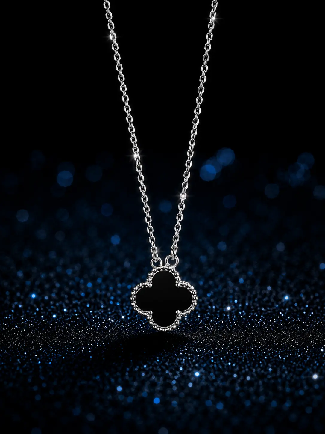 Sariora Black Clover Kolye